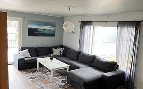 Hus sentralt i Lofoten